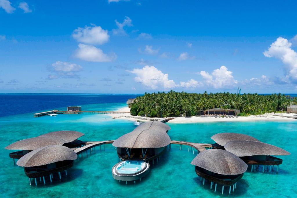 Forbes Travel Guide Honors The St. Regis Maldives Vommuli Resort with Five-Star Rating for Fifth Consecutive Year
