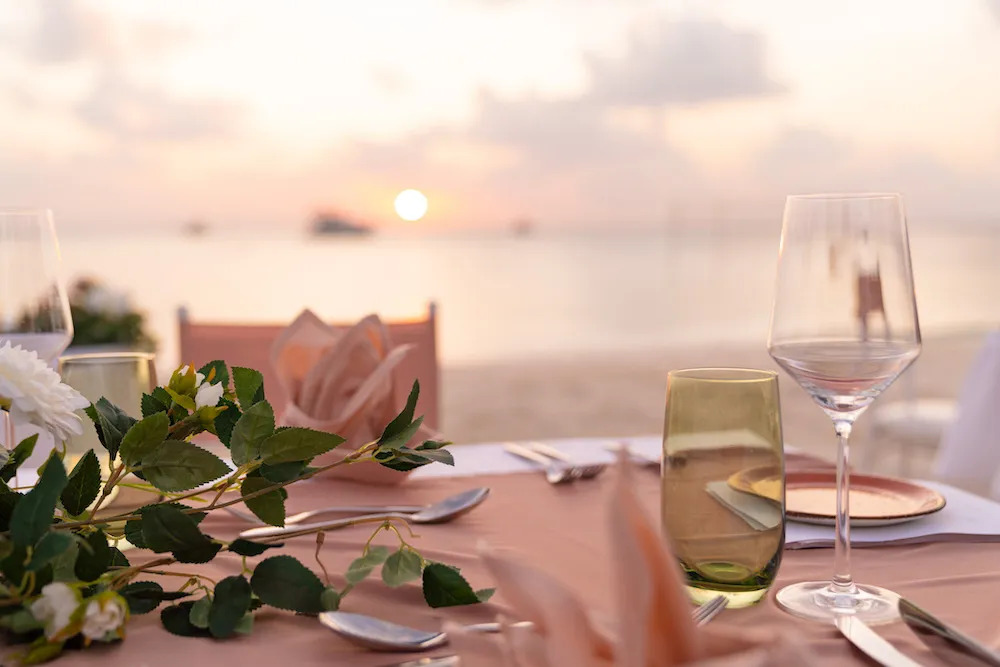 Intercontinental Maldives celebra il "Mese dell'Amore" questo febbraio