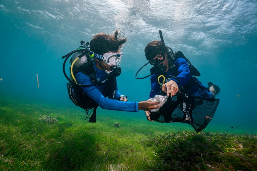 PADI honra a Six Senses Laamu con el premio por su destacada contribución a la conservación de los océanos