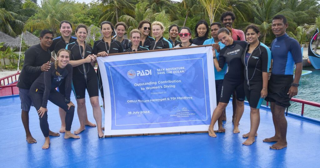 Il Maldives Dive Resort riceve il premio PADI “Contributo eccezionale alle immersioni femminili”