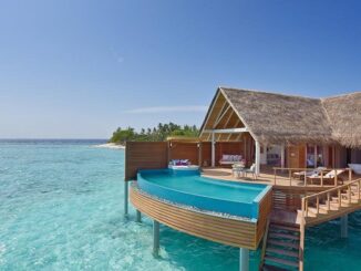 Villa avec piscine sur pilotis à Milaidhoo Maldives