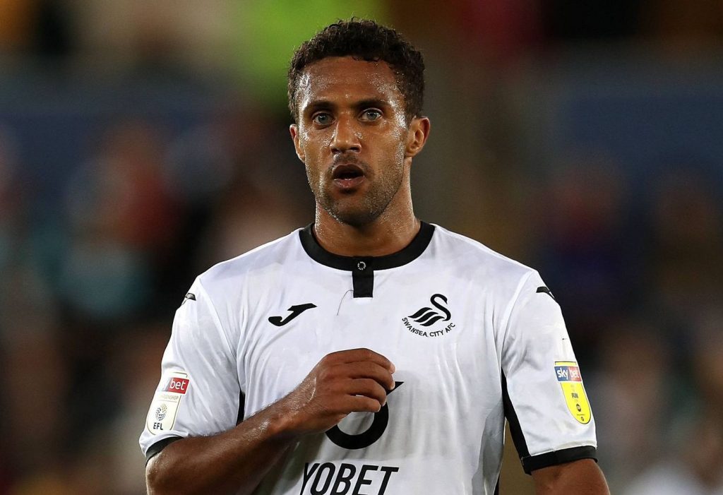 Wayne Routledge ger Premier League-stil till Siyam World Maldiverna