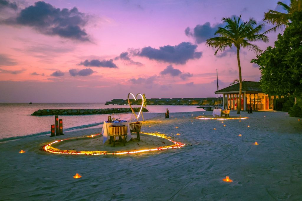 Kagi Maldives organiza el Día de San Valentín perfecto para 2025